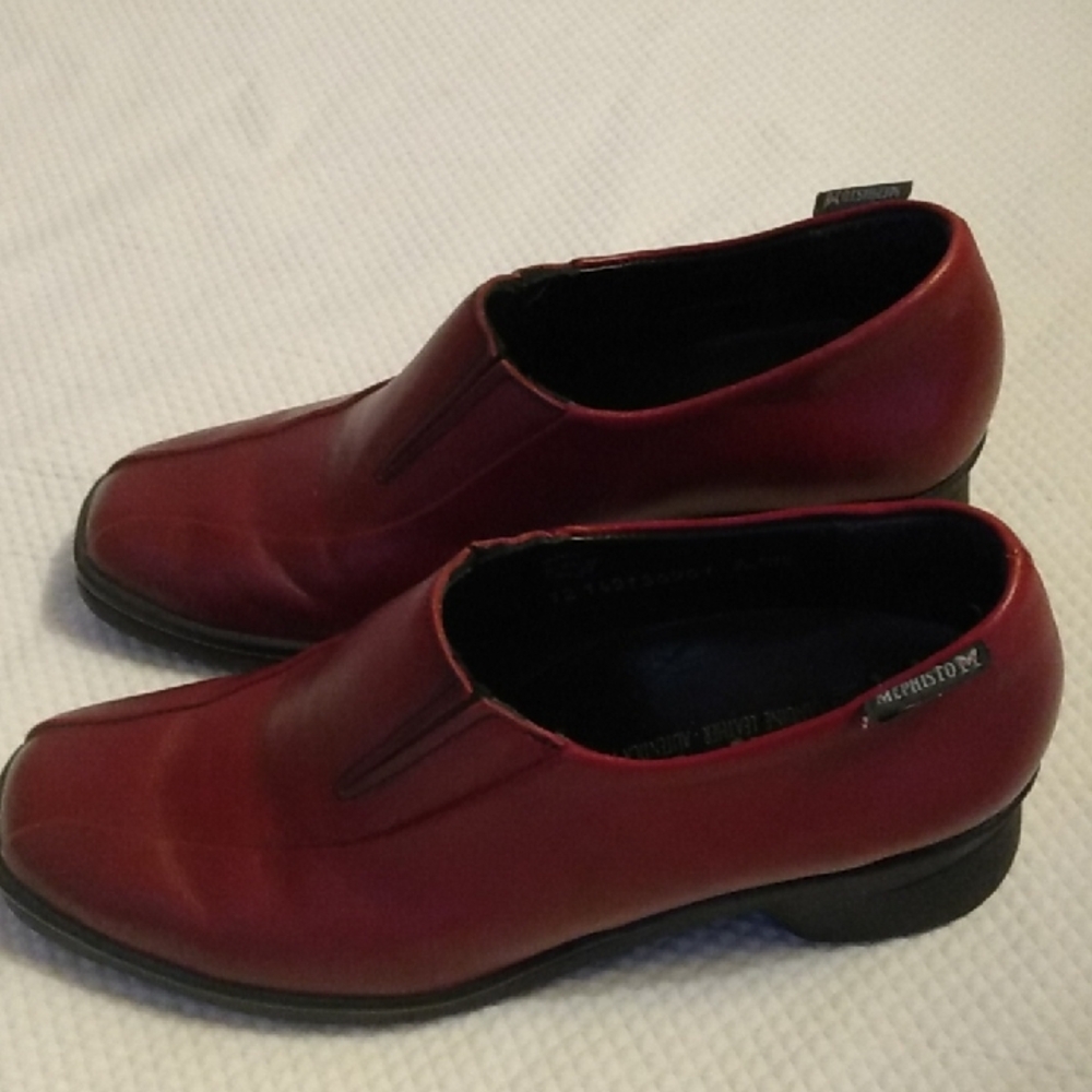Mephisto Red Leather Slip-On Shoes 7.5 - Picture 1 of 8